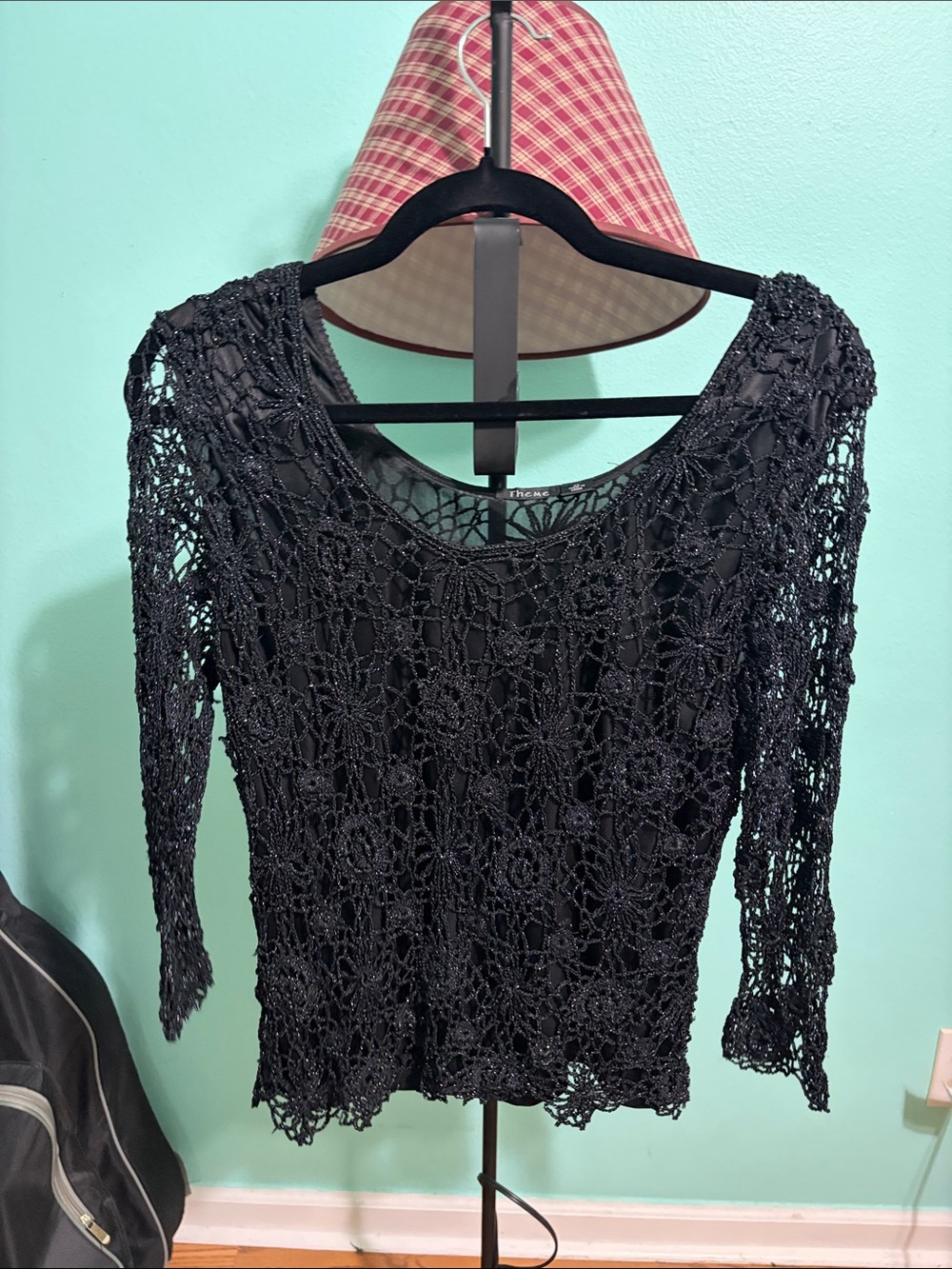 Black Crochet Lace Long-Sleeve Women's Top